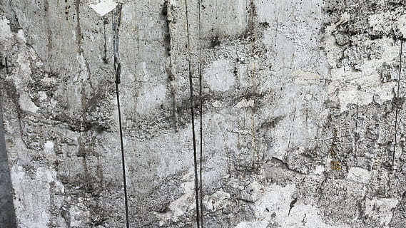 negre, arnès, pedra, textura, fons, paret, pintura, fons i textures, textures de fons, fons de textura, disseny, grunge, envellit, grungy, tacat, brut, aspre, patró, vell, material, resum, resistent, esquerdat, funció de construcció de parets, marc complet, cap gent, estructura construïda, arquitectura, dia, primer pla, a l'aire lliure, espatllat, mal estat, exterior de l'edifici, aixafar, naturalesa, deteriorament, concret, fons abstractes, 5K, CC0, domini públic, lliure de regalies