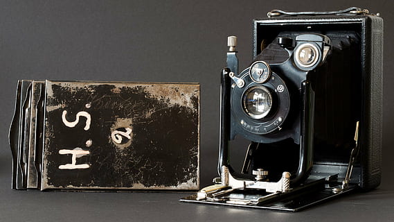 kamera, gammel, analog, plade kamera, 1930, fotografi, fotokamera, gammelt kamera, retro, Foto, fotografering, analog kamera, årgang, retro look, Agfa, linser, film, nostalgi, blitz, photographica, afstandsmåler kamera, hipster, hobby, linse, gamle kameraer, teknologi, kamera - fotografisk udstyr, indendørs, retro stylet, historie, ingen mennesker, fotografering temaer, fortiden, antik, tæt på, kunstkultur og underholdning, studio skud, filmindustrien, forældet, tavle, stilleben, bord, 4K, CC0, offentligt domæne, royaltyfrie