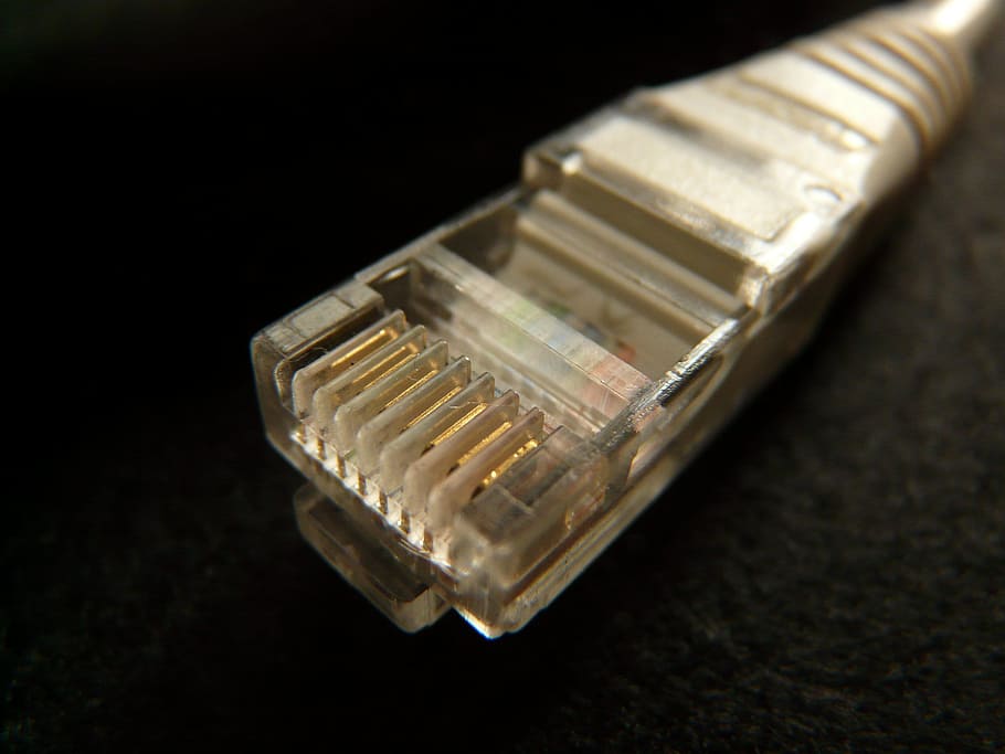 primer pla, foto, gris, rj45, connector rj 45, cables de xarxa, cable, internet, cable, Internet, ethernet, banda ampla, ordinador, transmissió, fons negre, cap gent, riquesa, Finances, tecnologia, tir de l'estudi, a l'interior, sol objecte, connexió, negocis, xarxa d’ordinadors, endoll de connexió de xarxa, cable d’ordinador, tecnologia sense fils, comunicació, equips informàtics, metall, 2K