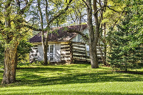 ceppo, cabina, baita, rustico, Ohio, arte digitale, rurale, panoramico, nazione, campagna, scenario, capannone, capannoni, azienda agricola, aziende agricole, agricoltura, agricolo, agriturismo, champagne, contea, americana, foto, fotografia, struttura, strutture, Sturgell, William Sturgell, Bill Sturgell, storico, Home decor, edifici, nuvole, cielo, albero, alberi, nuvoloso, cieli, erbacce, contea di champagne, urbana, pianta, architettura, struttura costruita, esterno dell'edificio, erba, colore verde, natura, terra, crescita, giorno, campo, costruzione, nessuno, Casa, all'aperto, paesaggio, vecchio, edificio agricolo, tronco, Cottage, 5K, CC0, dominio pubblico, privo di copyright