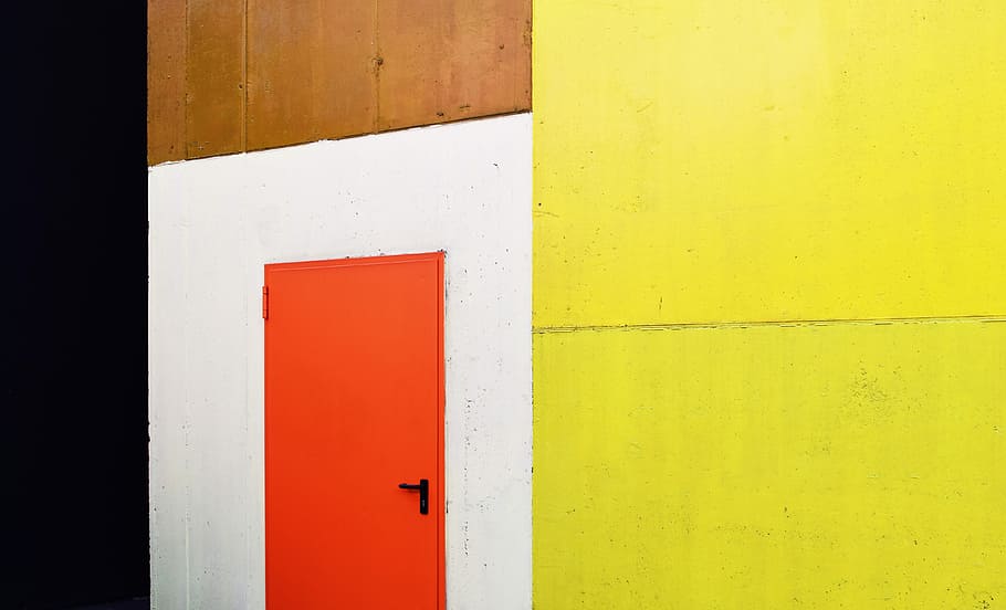 vicino, rosso, rossore, porta, nero, leva, struttura, parete, colore, giallo, caratteristica della parete, architettura, struttura costruita, esterno dell'edificio, nessuno, giorno, Entrata, costruzione, all'aperto, Colore bianco, avvicinamento, fotogramma intero, sicurezza, colore vibrante, luce del sole, protezione, 4K