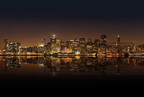 antenne, udsigt, bygninger, nat tid, panoramisk, fotografering, by, flugt, nat, lys, skyskraber, skyline, afspejling, san francisco, bybilledet, bygning, arkitektur, havnefronten, flod, metropoli, guld, belyst, bygning udvendig, bygget struktur, himmel, landskab, kontorbygning udvendig, by skyline, vand, rejsemål, natur, ingen mennesker, byliv, udendørs, moderne, natteliv, 4K, CC0, offentligt domæne, royaltyfrie