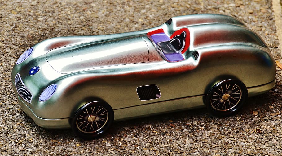 automàtic, plata, full, Caixa, cotxe de carreres, emmagatzematge, pot de galetes, llauna, cotxe, manera de transport, automòbil, transport, vehicle terrestre, cotxe de joguina, estil retro, joguina, cotxe d'època, cap gent, metall, brillant, estacionari, color plata, dia, plàstic, a l'aire lliure, cotxe de col·leccionista, luxe, roda, 5K