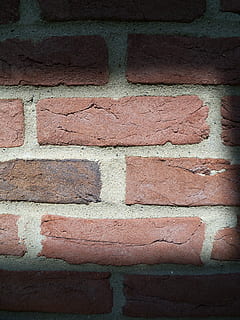 mursten, skygge, væg, murstens væg, bygget struktur, arkitektur, murbygningsfunktion, ingen mennesker, fuld ramme, dag, tekstureret, tæt på, mønster, baggrunde, udendørs, nummer, meddelelse, ru, graffiti, Kunst og håndværk, Brun, besked, 2K, CC0, offentligt domæne, royaltyfrie