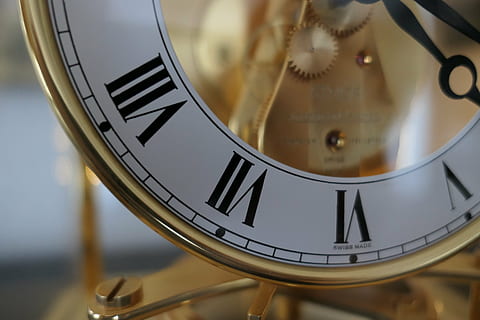 ceas, circulaţie, ac indicator, timp, unelte, mecanică, macro, Angrenaj, ceasornicar, transmisie, orologerie, analog, FEINMECHANIK, fata de ceas, indicarea timpului, ceas automat, metal, cadran, mecanic, timp de, număr, minutar, român, a închide, ceas de mână, nici o persoana, ora mâinii, precizie, instrument de timp, numere romane, comunicare, să se concentreze asupra primelor elemente, în interior, tehnologie, text, reflecţie, verificând timpul, accesoriu personal, 5K, CC0, domeniu public, fără drepturi de autor