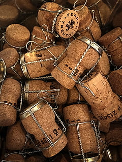 texture, corks, corks, texture, large group of objects, abundance, no people, backgrounds, full frame, brown, stack, for sale, still life, close-up, high angle view, wood - material, wine cork, day, indoors, cork - stopper, retail, shape, choice, wellbeing, 4K, CC0, public domain, royalty free