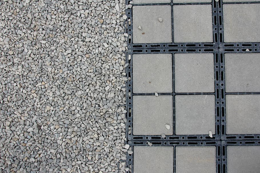vorera, forjats, còdols, quadrat, cap gent, fons, dia, transport, patró, directament a sobre, gran grup d'objectes, arquitectura, a l'aire lliure, vista d’angle alt, marc complet, indústria, contenidor, estructura construïda, textura, carretera, primer pla, concret, gris, abundància, 4K