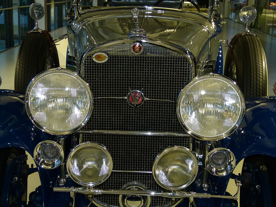 oldtimer, històricament, vehicle, nostàlgia, clàssic, cotxe antic, museu, crom, punt de mira, Cadillac, més fresc, automoció, pkw, graella, faro, equips d’il·luminació, vehicle terrestre, cap gent, manera de transport, metall, transport, primer pla, estil retro, a l'interior, llum, brillant, dia, marc complet, música, vidre - material, moto, arranjament, centrar-se en primer pla, luxe, 4K