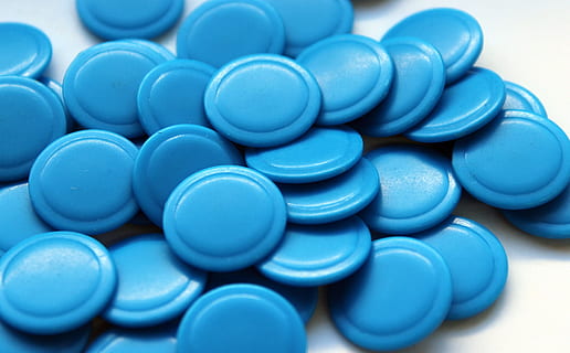 puces, elements petits, joc, blau, cercles, el rerefons, textura, gran grup d'objectes, salut i medicina, dosi, medicina, pastilla, narcòtics, suplement nutricional, vitamina, primer pla, cap gent, medicaments amb recepta, química, càpsula, enfocament selectiu, abundància, pila, menjar, a l'interior, cura, antioxidant, fer dieta, 4K, CC0, domini públic, lliure de regalies