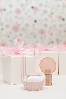 caixes de regal, taula, Festival, dragees, Pasqua, natura morta, menjar dolç, celebració, dolç, color rosa, a l'interior, centrar-se en primer pla, patró, cap gent, contenidor, primer pla, indulgència, pastís, caixa-contenidor, menjar i beguda, regal, esdeveniment, Caixa, postres, temptació, Caixa de regal, motiu floral, 1080P, CC0, domini públic, lliure de regalies