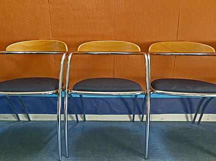 empty, chairs, objects, hall, indoors, three, chair, seat, absence, in a row, no people, side by side, order, arrangement, furniture, table, wood - material, wall - building feature, education, repetition, group of objects, blue, relaxation, arts culture and entertainment, 1080P, CC0, public domain, royalty free