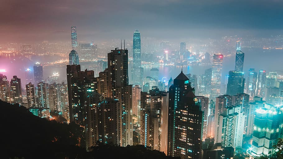 aereo, fotografia, illuminato, edifici, vista, città, ore notturne, costruzione, architettura, Torre, grattacielo, luci, esterno dell'edificio, struttura costruita, edificio per uffici esterno, paesaggio urbano, notte, quartiere residenziale, paesaggio, moderno, skyline urbano, cielo, distretto del centro, vita di città, destinazioni di viaggio, crepuscolo, distretto finanziario, nessuno, sviluppo, all'aperto, 4K