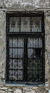 finestra, vecchio, costruzione, abbandonato, finestra vecchia, arrugginito, rotto, Grecia, Volos, danneggiato, fabbrica, metallo, architettura, giorno, nessuno, all'aperto, struttura costruita, sicurezza, esterno dell'edificio, chiuso, protezione, grattugiare, modello, griglia metallica, caratteristica della parete, Casa, testo, ferro battuto, 4K, CC0, dominio pubblico, privo di copyright