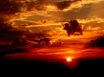 debesų siluetas, saulėlydis, dangus, saulė, debesis, Twilight, į rytus, raudona, pobūdį, susiliejimas, debesis - dangus, saulės šviesa, „cloudscape“, oranžinė spalva, scenos, lauke, vasara, grožis gamtoje, geltona, vaizdai - gamta, dramatiškas dangus, ramybė, idiliškas, ramioje scenoje, baimė, nėra žmonių, siluetas, didingas, 2K, CC0, Viešasis domenas, nemokamai
