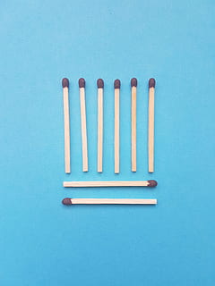 fundo, Preto, azul, caixa, o negócio, cadeia, círculo, conceito, criativo, perigo, detalhe, energia, fogo, chama, inflamável, fresco, verde, grupo, longo, macro, partida, fósforos, Novo, objeto, objetos, 1, exterior, o caminho, poder, vermelho, simples, solteiro, pequeno, fumaça, ficar de pé, bastão, enxofre, ferramenta, néon, branco, madeira, tiro do estúdio, dentro de casa, fundo azul, ninguém, ainda vida, fundo colorido, madeira - material, palito de fósforo, fechar-se, fósforo - equipamento de iluminação, arranjo, Cortar fora, visão de alto ângulo, copie o espaço, diretamente acima, grupo de objetos, ordem, padronizar, 4K, CC0, domínio público, royalty free
