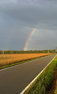 arcobaleno, intersecare, prospettiva, rurale, cielo, sentiero, nube, luce, orizzonte, strada, linea bianca, nazione, arcobaleni, natura, scena rurale, paesaggio, campo, all'aperto, agricoltura, nuvola - cielo, blu, bellezza nella natura, scenics - natura, pianta, nessuno, doppio arcobaleno, scena tranquilla, multicolore, la tranquillità, giorno, idilliaco, terra, ambiente, erba, 1080P, CC0, dominio pubblico, privo di copyright