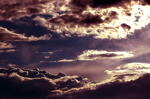 moln, dramatisk, himmel, moln himmel, himlen moln, blå, väder, blå himmel, sommar, Sol, solljus, moln - himmel, skönhet i naturen, clouds, dramatisk himmel, natur, miljö, scenics - natur, solstråle, vördnad, storm, lugn, inget folk, utomhus, humörlig himmel, vind, idyllisk, mörk, 2K, CC0, offentligt domän, royaltyfria
