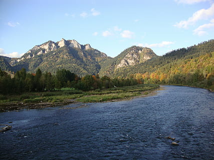 Pieniny, Polonia, montagne, paesaggio, acqua, Malopolska, scenics - natura, cielo, montagna, scena tranquilla, bellezza nella natura, la tranquillità, scena non urbana, natura, albero, nuvola - cielo, pianta, giorno, nessuno, lungomare, catena montuosa, lago, idilliaco, all'aperto, 4K, CC0, dominio pubblico, privo di copyright