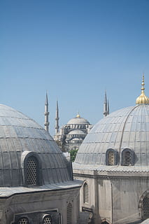 Vogelperspektive, grau, Moscheen, Moschee, Istanbul, Truthahn, Islam, die Architektur, Minarett, Gebetshaus, Kuppel, Türkisch, Wahrzeichen, Sehenswürdigkeiten, gebaute Struktur, Gebäudehülle, Religion, Anbetungsstätte, Spiritualität, Himmel, Glauben, Tourismus, klarer Himmel, Gebäude, Reiseziele, Reise, Natur, keine Leute, Tag, kopieren sie platz, draußen, Turm, 5K, CC0, gemeinfrei, lizenzfrei