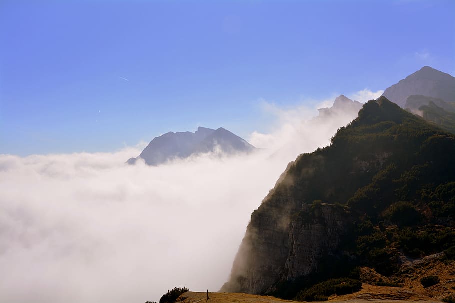 núvols, muntanyes, paisatge, cel, núvol, paisatge de muntanya, carega, Itàlia, muntanya, bellesa a la natura, Serra, naturalesa, escenics - natura, núvol - cel, boira, escena tranquil·la, tranquil·litat, medi ambient, cap gent, a l'aire lliure, escena no urbana, dia, viatjar, idíl·lic, terra, cim de muntanya, 5K