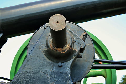 damp maskine, motor, damp, sort, mobil, mekanisk, stærk, strøm, landbrug, metal, ingen mennesker, tæt på, transportmidler, transportform, fokus på forgrunden, dag, natur, arkitektur, udendørs, retro stylet, industri, sort farve, propel, nautiske fartøj, maskineri, udstyr, forbindelse, jern - metal, hjul, 4K, CC0, offentligt domæne, royaltyfrie