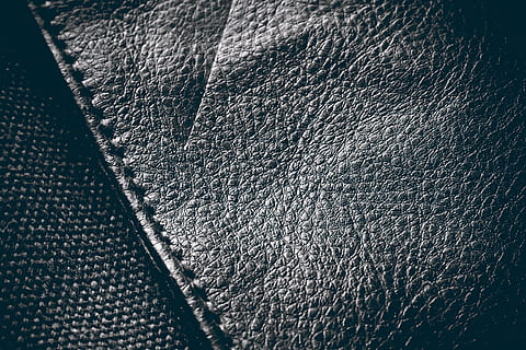 rilievo di cuoio nero, pelle, pelle di vacchetta, modello, astratto, sfondo, Marrone, struttura, rustico, Vintage ▾, come il cuoio, sfondi, natura, cucitura, cucito, vicino, Borsa, tessuto, tela, Handarbeit, fazzoletto di carta, tessile, materiale naturale, nero bianco, bianco e nero, sw, fotogramma intero, strutturato, avvicinamento, nessuno, in casa, colore nero, giorno, ruvido, natura morta, denim, capi di abbigliamento, vista dall'alto, grigio, Materiale, jeans, 4K, CC0, dominio pubblico, privo di copyright