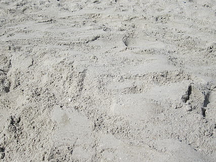 le sable, beige, sablonneux, structure, arrière-plans, la nature, modèle, terre, personne, vue grand angle, texturé, journée, plein cadre, plage, en plein air, tranquillité, saleté, fermer, paysage, scène non urbaine, environnement, beauté dans la nature, solide, 2K, CC0, domaine public, libre de droits