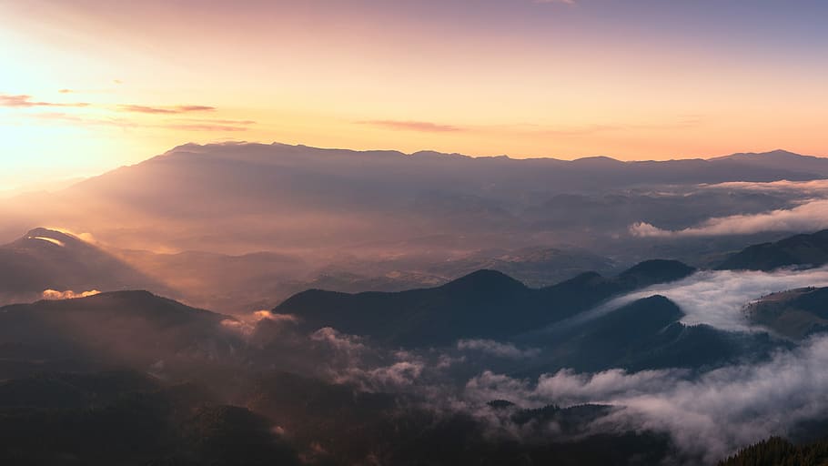 silueta, muntanya, boira, daurat, hores, aèria, fotografia, muntanyes, envoltat, núvols, moutain, núvol, cel, posta de sol, sortida del sol, romanium, paisatge, estiu, sol, escenics - natura, medi ambient, bellesa a la natura, núvol - cel, al matí, Serra, llum solar, tranquil·litat, sortida del sol - alba, naturalesa, alba, cel dramàtic, crepuscle, cim de muntanya, cap gent, a l'aire lliure, 5K