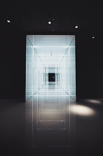 vide, couloir, à l'intérieur, bâtiment, architecture, structure, établissement, conception, symétrie, illuminé, La technologie, futuriste, cyberespace, arrière-plans, personne, moderne, espace, réflexion, direction, arcade, structure construite, verre - matériel, composite numérique, entrée, lumière - phénomène naturel, sol, construction de murs, plafond, 5K, CC0, domaine public, libre de droits