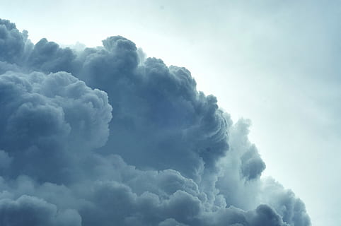 núvols nimbus, núvols blancs, núvol, fum, fosc, tempesta, humor, núvol - cel, cel, bellesa a la natura, cap gent, escenics - natura, naturalesa, dia, fons, vista d’angle baix, medi ambient, cloudscape, a l'aire lliure, tranquil·litat, escena tranquil·la, idíl·lic, cel dramàtic, llum solar, suavitat, poder a la natura, ominós, 4K, CC0, domini públic, lliure de regalies