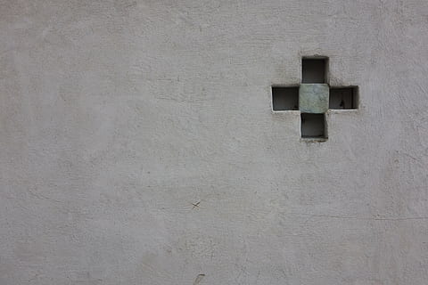 perete, zidărie, pătrat, model, fundal, piatră, artă, traversa, gri, cimitir, Casă de piatră, ruina, montare pe perete, construită, arhitectură, nici o persoana, fundaluri, zi, exteriorul clădirii, beton, texturată, cadru complet, în aer liber, a închide, culoare alba, spațiu copie, religie, fereastră, spiritualitate, credință, 4K, CC0, domeniu public, fără drepturi de autor