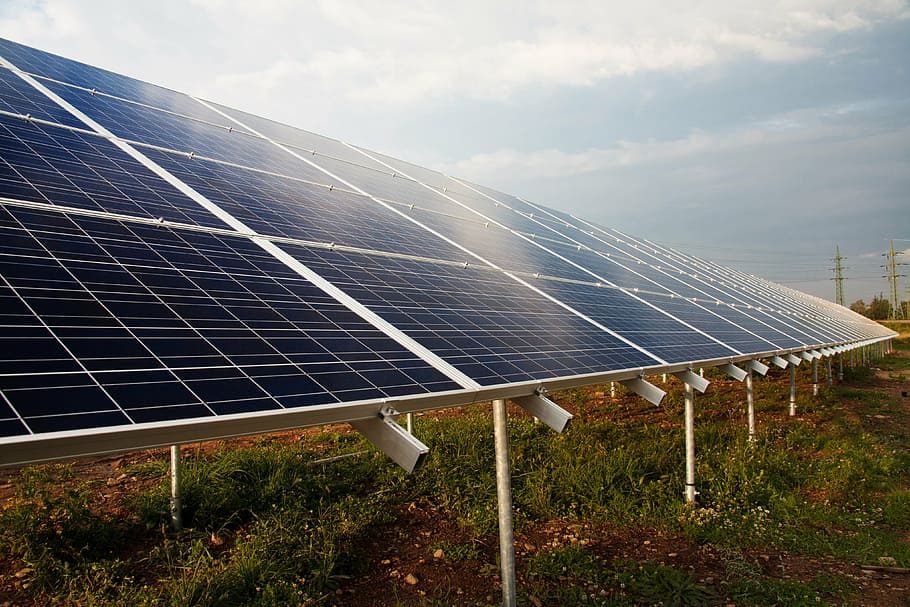 solar, panell, durant el dia, alternativa, cel·la, netejar, ecològic, ecologia, electricitat, energia, medi ambient, modern, fotovoltaica, planta, poder, renovable, font, estació, sostenible, tecnologia, panell solar, generació de combustible i energia, reciclatge, conservació del medi ambient, sol, innovació, Font d'alimentació, indústria, central solar, llum solar, naturalesa, cel, energia alternativa, blau, energia renovable, energia solar, qüestions ambientals, dia, núvol - cel, a l'aire lliure, herba, equips solars, recursos sostenibles, 4K
