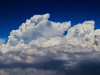 nuvole, bianca, cumulo, cielo, grigio, natura, Cloudscape, atmosfera, tempo metereologico, tempestoso, soffice, nuvola - cielo, blu, sfondi, all'aperto, scenics - natura, bellezza nella natura, scena tranquilla, la tranquillità, nessuno, Inquadratura dal basso, Colore bianco, idilliaco, giorno, morbidezza, maestoso, meteorologia, 4K, CC0, dominio pubblico, privo di copyright