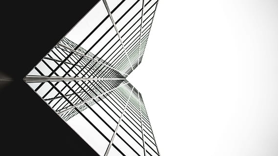 bajo, foto en angulo, edificio de vidrio espejo, fotografía de ángulo, Alto, edificio, fotografía arquitectónica, edificio alto, arquitectura, reflexión, ventana, arquitectura moderna, rascacielos, negocio, moderno, estructura construida, escena urbana, material de vidrio, edificio de oficinas, exterior del edificio, acero, arquitectura y edificios, resumen, torre, futurista, forma geometrica, nadie, adentro, día, cielo, vista de ángulo bajo, copia espacio, ciudad, edificio de oficinas exterior, altura maxima, cielo limpio, modelo, naturaleza, oficina, metal, directamente debajo, aleación, 5K, CC0, dominio público, libre de derechos