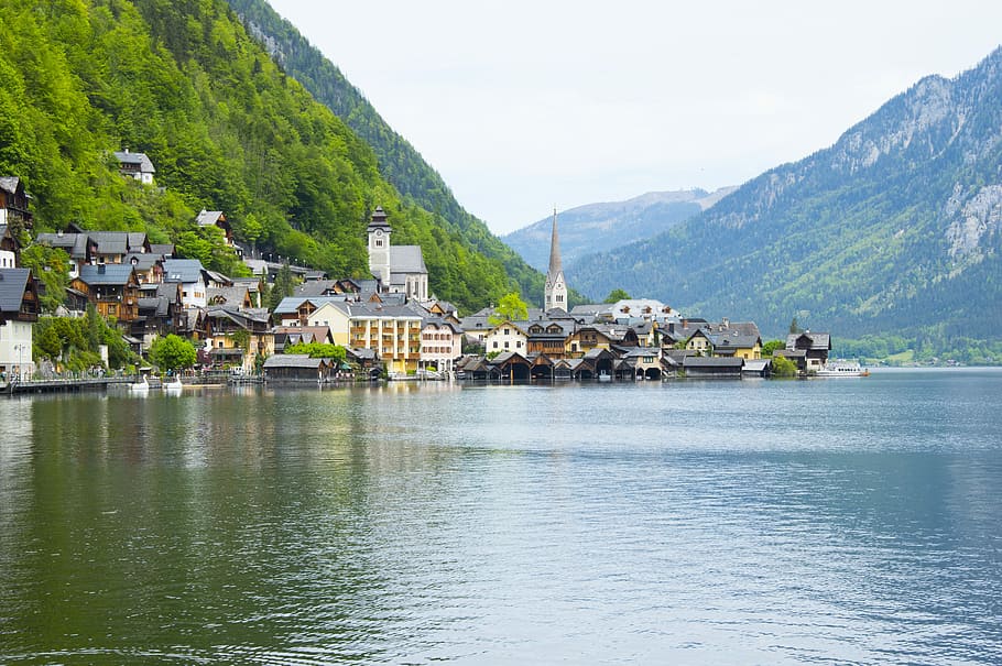 mondsee, Austràlia, excursió, casa, exterior de l'edifici, muntanya, poble, arquitectura, estructura construïda, aigua, edifici, Serra, escenics - natura, davant del mar, naturalesa, dia, bellesa a la natura, cel, arbre, destinacions de viatge, ciutat, llac, planta, cap gent, a l'aire lliure, 5K