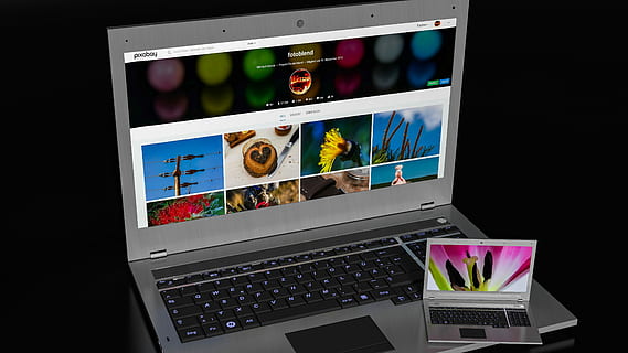 vendt, bærbar computer, bærbar, computer, skærm, internet, arbejdsplads, desktop, pc, kontor, web, tastatur, google, hjemmekontor, 3d, blender, breve, betale, billeder, rulle, kühblume, teknologi, computerudstyr, computerskærm, meddelelse, trådløs teknologi, ingen mennesker, forretning, forbindelse, bord, indendørs, computer netværk, studio skud, computer tastatur, udstyr, sort baggrund, tæt på, 4K, CC0, offentligt domæne, royaltyfrie