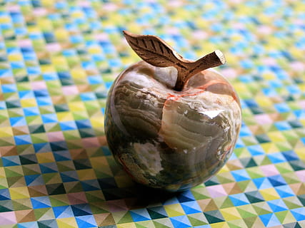 fruit, agate, stone, apple, color, closeup, model, nature, natural, green, glow, multicolored, gemstones, ornament, decoration, onto the desktop, feather, jewel, streaks, figure, mineral, no people, indoors, pattern, food and drink, food, checked pattern, tablecloth, healthy eating, single object, still life, multi colored, focus on foreground, day, studio shot, close-up, freshness, wellbeing, 2K, CC0, public domain, royalty free