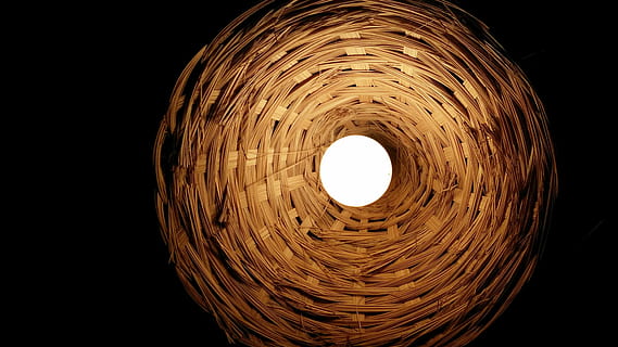 prototipo, paisaje, volar, el paisaje, cesta, circulo, nadie, noche, fondo negro, iluminado, forma geometrica, forma, vista de ángulo bajo, modelo, naturaleza, cielo, equipo de iluminación, al aire libre, copia espacio, diseño, cielo limpio, foto de estudio, ligero, brillante, directamente debajo, oscuro, 1080P, CC0, dominio público, libre de derechos