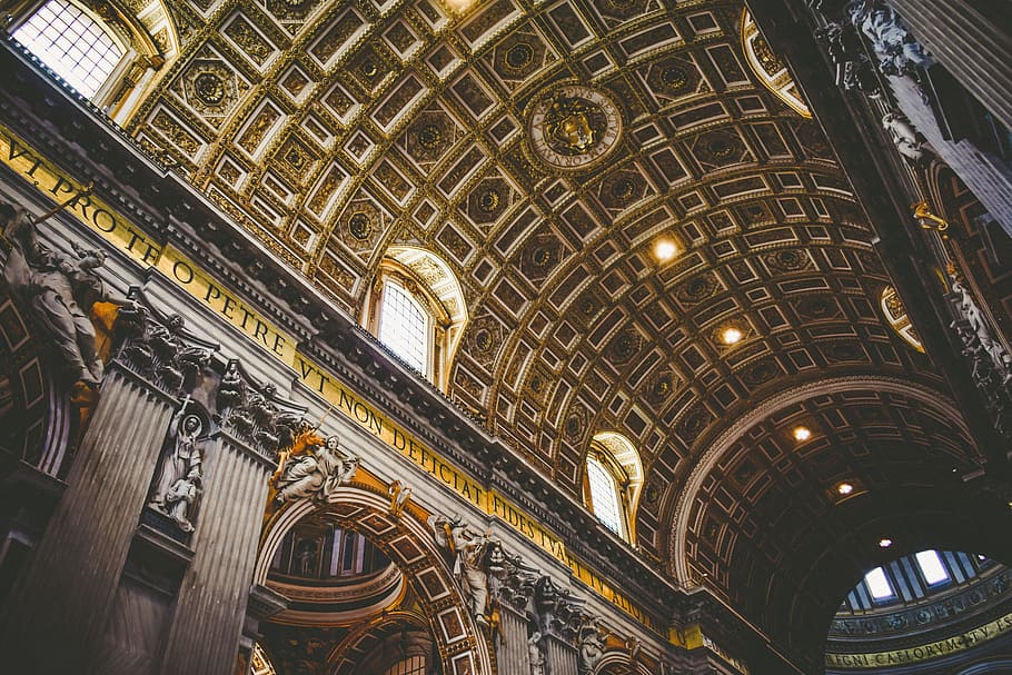 bottom view, loft, moské loftet, sort og hvid, korridor, dome, katedral, bue, arkitektur, basilika, berømte sted, kirke, arkitektur og bygninger, bygget struktur, Europa, historie, religion, indendørs, lav vinkel visning, rejsemål, udsmykkede, bygning, fortiden, ingen mennesker, tro, belyst, spiritualitet, arkitektoniske træk, sted for tilbedelse, rejse, arkitektur og kunst, arkitektoniske kolonne, 5K