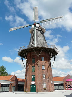 mølle, vindmølle, vinge, vind, hjul, vindrulle, rotor, tur, energi, male, dyke mølle, historisk bevarelse, frisia mølle, nord, øst frisien, lavere saxoni, mølle museum, sky - himmel, alternativ energi, vindkraft, brændstof og elproduktion, himmel, arkitektur, bygget struktur, miljøbeskyttelse, vedvarende energi, turbine, traditionel vindmølle, bygning udvendig, lav vinkel visning, natur, dag, miljø, ingen mennesker, bygning, udendørs, 2K, CC0, offentligt domæne, royaltyfrie