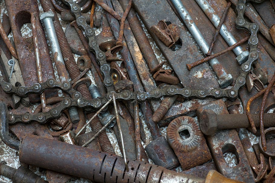 inossidabile, utensili, vite, unghie, vecchio, sfondo, vecchi strumenti, acciaio, arrugginito, metallo, attrezzatura, ferro - metallo, industria, riparazione, industria di costruzioni, metallico, bullone, avvicinamento, strumento di lavoro, sfondi, nessuno, vista dall'alto, fotogramma intero, grande gruppo di oggetti, abbondanza, declino, giorno, obsoleto, deterioramento, corri giù, natura morta, abbandonato, danneggiato, industria dei metalli, color argento, 5K