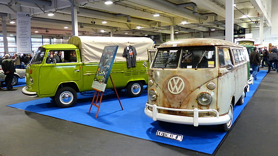 justo, exibição, oldtimer, vw, bulli, vw bulli, auto, historicamente, carros velhos, clássico, transporte, empilhadeira, dentro de casa, modo de transporte, fábrica, indústria, veículo terrestre, arquitetura, pessoas reais, homens, pessoas incidentais, dia, grupo de pessoas, construção, veículo motorizado, transporte público, carro, o negócio, ônibus, cidade, pessoas, ocupação, 4K, CC0, domínio público, royalty free