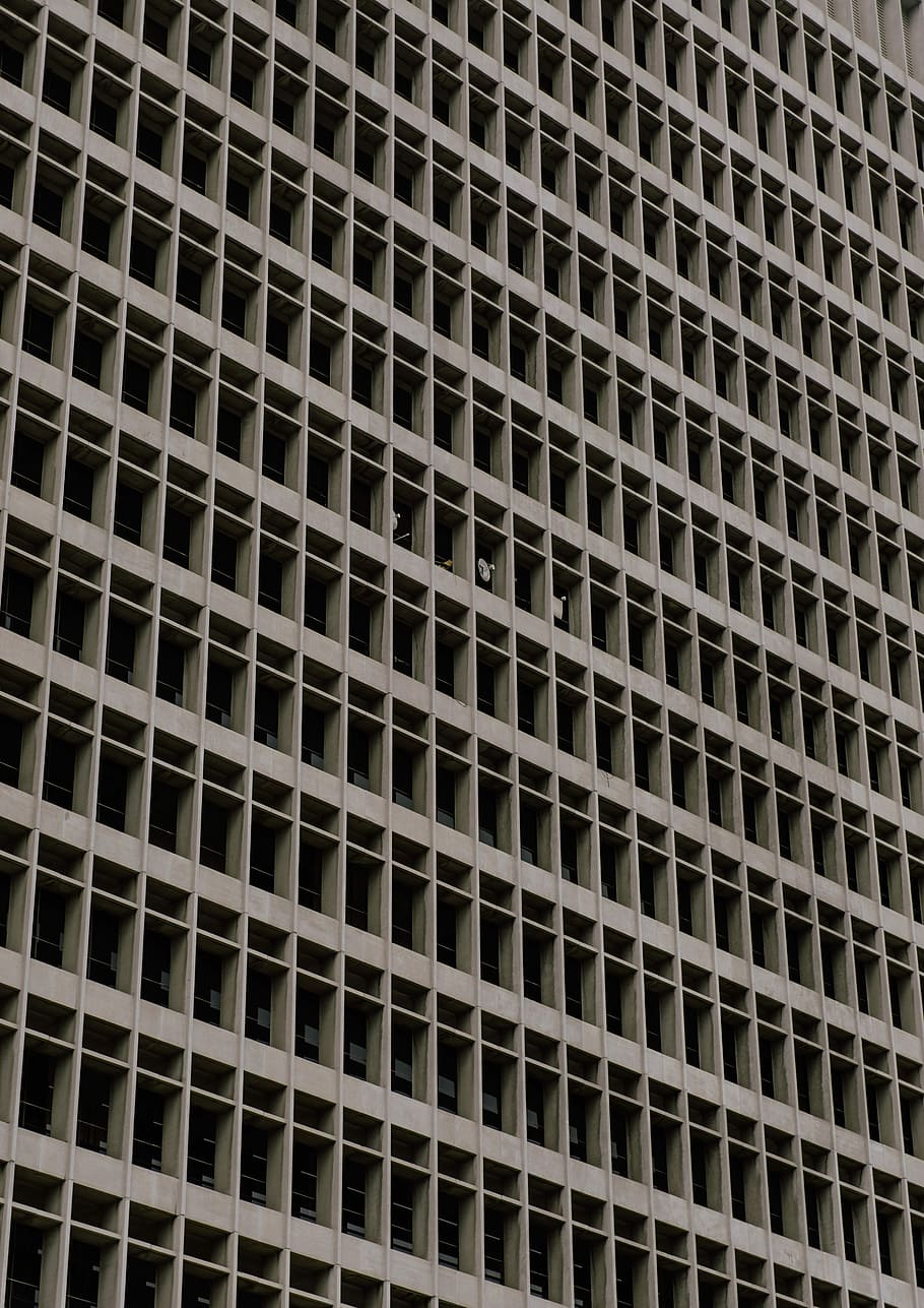 edificio in cemento, grattacielo grigio, costruzione, facciata, esterno, modello, minimo, simmetria, californio, schema ripetitivo, centro di los angeles, struttura costruita, architettura, fotogramma intero, esterno dell'edificio, sfondi, nessuno, città, Inquadratura dal basso, moderno, ripetizione, edificio per uffici esterno, giorno, ufficio, all'aperto, di fila, finestra, natura, design, grattacielo, appartamento, 4K