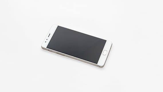 Weiß, Smartphone, schwarz, Bildschirm, Oberfläche, oneplus, Android, oneplus 3, Telefon, Anzeige, das Gerät, Technologie, kabellos, der Fingerabdruck, biometrisch, Scanner, Kamera, amoliert, Löwenmaul, 820, Mobiltelefon, Ausrüstung, Mobilität, Kommunikation, Verbindung, kabellose Technologie, kopieren sie platz, weißer Hintergrund, Studioaufnahme, einzelnes Objekt, Gerätebildschirm, keine Leute, drinnen, tragbares Informationsgerät, Portabilität, modern, Einfachheit, Nahansicht, ausgeschnitten, elektrische Ausrüstung, leer, 2K, CC0, gemeinfrei, lizenzfrei