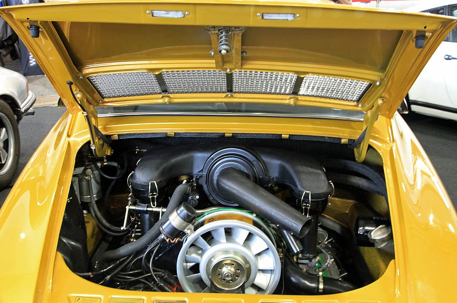 oldtimer, motor, porsche, tecnologia, automoció, groc, vehicle, cotxe esportiu, metàl·lic, compartiment del motor, cotxe, transport, vehicle terrestre, cotxe d'època, vell, mode de transport, passat de moda, cotxe de col·leccionista, clàssic, estil retro, crom, cap gent, manera de transport, automòbil, metall, primer pla, dia, estacionari, roda, a l'aire lliure, moto, campana del vehicle, pneumàtic, vista frontal, 4K
