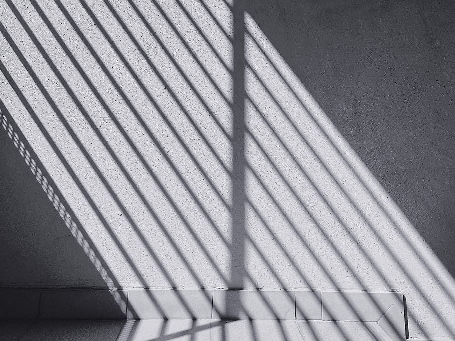 ombra, rotaia, getto, grigio, parete, luce, luce del sole, finestra, persiane, modello, a strisce, nessuno, caratteristica della parete, giorno, tessile, vista dall'alto, struttura costruita, architettura, fotogramma intero, in casa, sfondi, avvicinamento, metallo, Colore bianco, strutturato, natura, concentrarsi sull'ombra, ferro, 4K