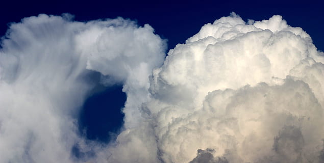mrak, načechraný, bílý, nebe, Příroda, modrý, počasí, mrak - nebe, scéna s oblaky, venku, klimatu, den, vzduch, pozadí, scén, meteorologie, krása v přírodě, letní, kupovitý mrak, zatažený, stratosféra, světlo - přírodní jev, nikdo, pouze nebe, atmosféra, vítr, dramatická obloha, scenics - příroda, životní prostředí, bílá barva, bouřkový mrak, cumulonimbus, měkkost, abstraktní, Jasný, svoboda, déšť, zlověstný, 4K, CC0, veřejná doména, bez autorských práv