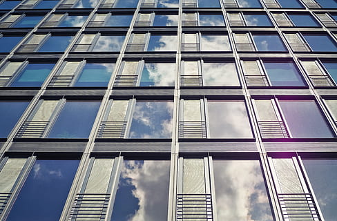 arkitektur, Fasad, kontorsbyggnad, modern, fönster, byggnad, modern arkitektur, düsseldorf, glas, stad, skyskrapa, hög, perspektiv, rader, urban, spegling, felfrihet, himmel, moln, atmosfär, blå, glasfronten, glasfasader, stadens centrum, reflexion, främre fönstret, reflektioner, strukturera, glasfönster, Stadtmitte, skyskrapor, Hem, storstad, se, stadslandskap, design, byggnad exteriör, byggd struktur, lågvinkelvy, glas - material, kontor, kontorsbyggnad exteriör, inget folk, moln - himmel, full ram, dag, utomhus, mönster, 4K, CC0, offentligt domän, royaltyfria
