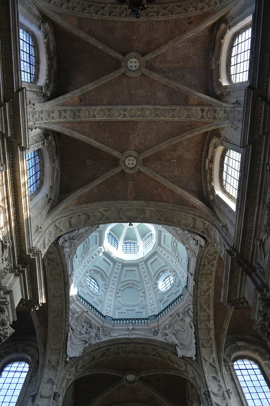 cúpula, voltes, edifici, arquitectura, Església, abadia de grimbergen, catedral, religió, lloc famós, europa, a l'interior, cristianisme, història, arc, estil gòtic, estructura construïda, vista d’angle baix, lloc de culte, exterior de l'edifici, espiritualitat, sostre, creença, cap gent, destinacions de viatge, el passat, directament a sota, columna arquitectònica, mural, ornamentat, fresc, arquitectura i art, 5K