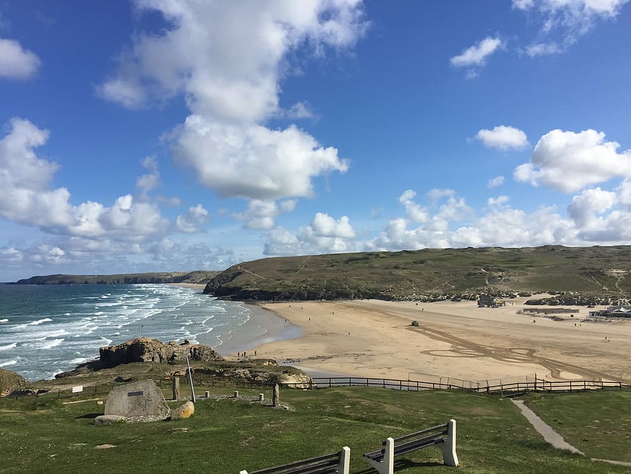 perranporth, platja, Cornwall, cel, núvol - cel, mar, paisatge, escenics, cap gent, aigua, terra, dia, naturalesa, bellesa a la natura, escenics - natura, arquitectura, medi ambient, escena tranquil·la, tranquil·litat, estructura construïda, escena no urbana, planta, a l'aire lliure, 2K